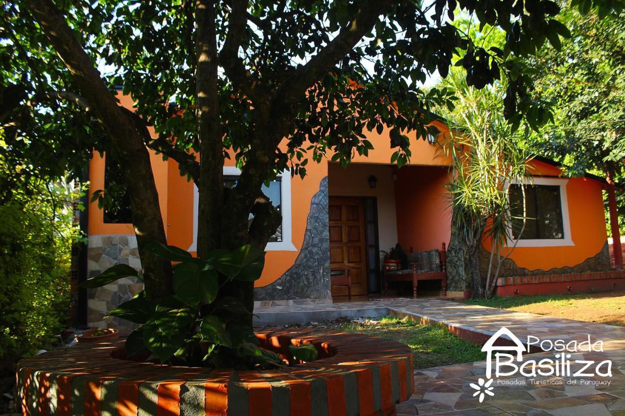 Posada Basiliza, Encarnacion Py Exteriér fotografie