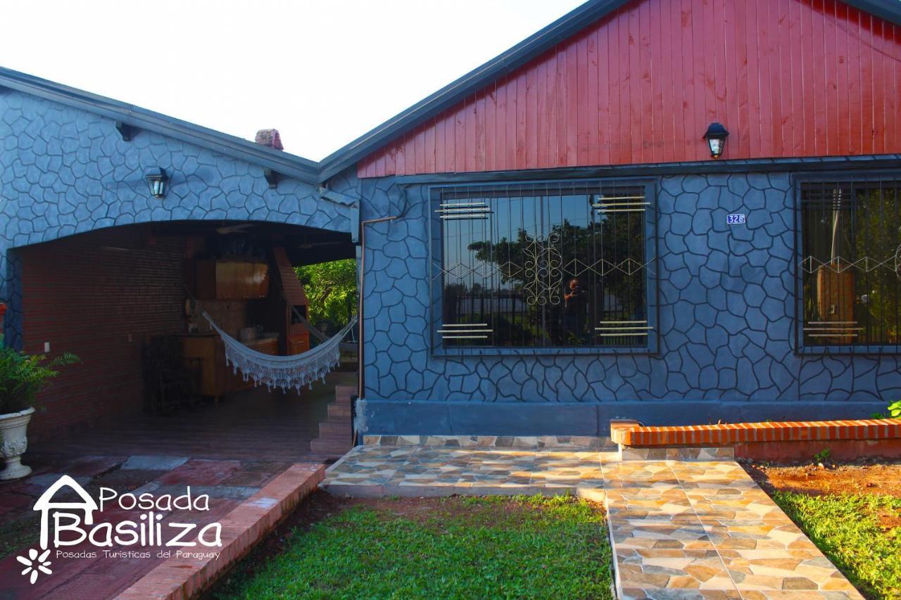 Posada Basiliza, Encarnacion Py Exteriér fotografie